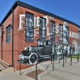 141 Traction Street executive offices. Click for details.