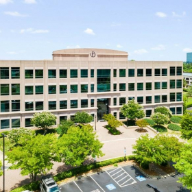 Executive office centre in Charlotte (North Carolina). Click for details.