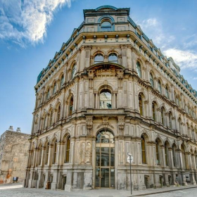 204, Saint-Sacrement Street,No.300 serviced offices. Click for details.