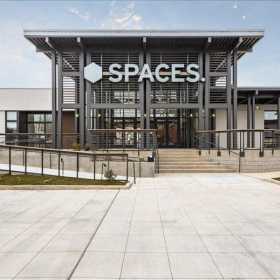 Executive suite to rent in Charlotte (North Carolina). Click for details.