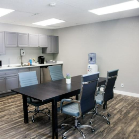 Executive office centre in Rolling Meadows. Click for details.