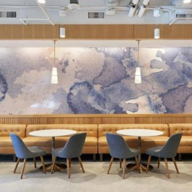 Serviced office to let in Beverly Hills (California). Click for details.