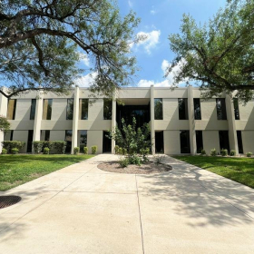 Interior of 4100 East Piedras Drive. Click for details.