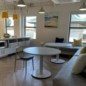 Executive offices in central Sacramento. Click for details.