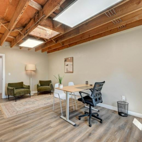 Serviced offices in central Las Vegas. Click for details.