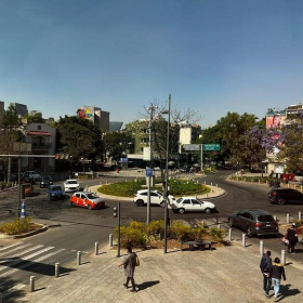 Image of Mexico City office suite. Click for details.