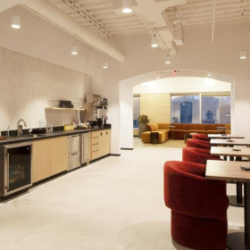 Office accomodations to rent in Pittsburgh. Click for details.