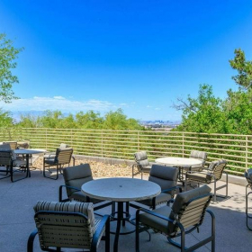 Executive suites to let in Henderson. Click for details.