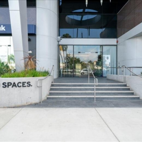 Image of Los Angeles executive office centre. Click for details.