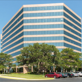 Office suites to rent in Schaumburg. Click for details.