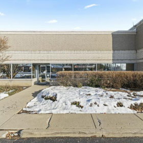 Executive offices in central Schaumburg. Click for details.