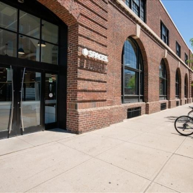 Executive offices to let in Denver. Click for details.