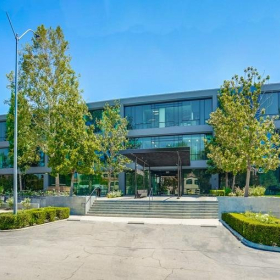 Executive suites to lease in Westlake Village. Click for details.