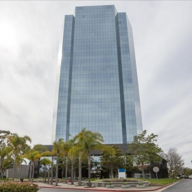 300 East Esplanade Drive, 9th Floor office spaces. Click for details.