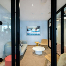 Office spaces to let in Chicago. Click for details.