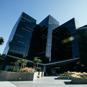 Executive office centre to lease in Santa Monica. Click for details.
