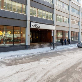 Executive offices in central Montreal. Click for details.