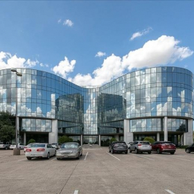 Executive suites to lease in Fort Worth (Texas). Click for details.