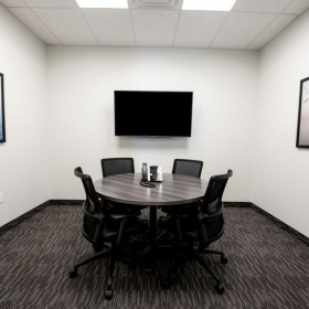 Executive suites to hire in Plano. Click for details.