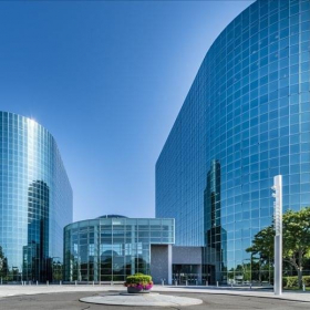 Office suites in central Uniondale. Click for details.