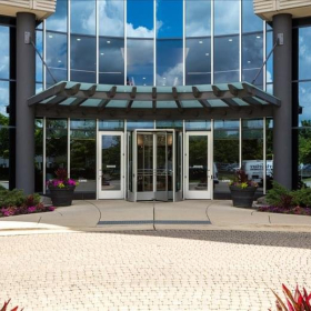 Exterior image of 700 Commerce Drive, Suite 500, Oak Brook Pointe. Click for details.