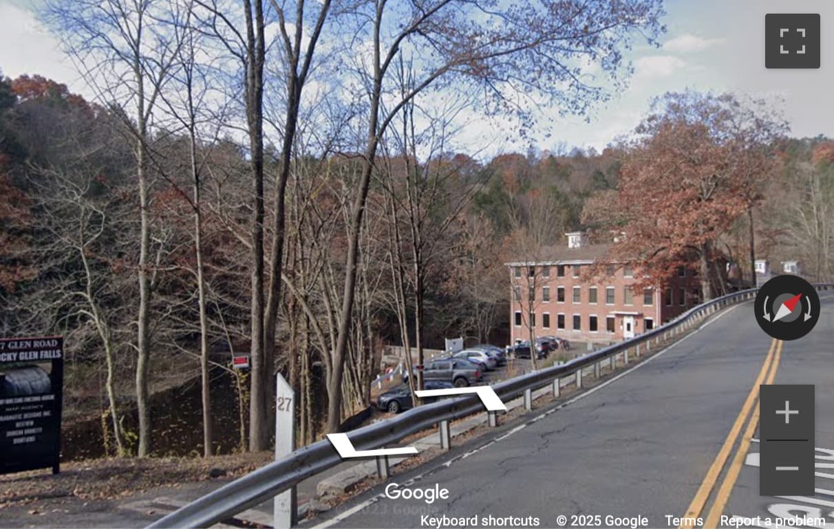 Street View image of 27 Glen Road, Suite 301, Newtown, Sandy Hook, Connecticut