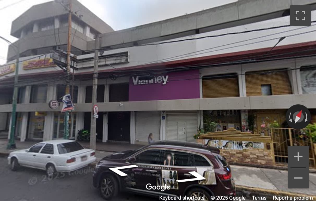 Street View image of Av. Insurgentes Sur No. 2375, Colonia Guadalupe Inn, Delegaciòn Alvaro Obregòn, Mexico City