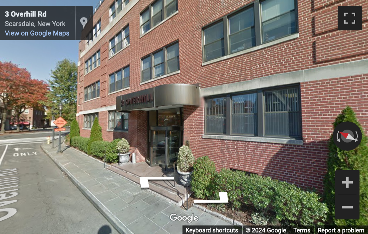 Street View image of 2 Overhill Road, Scarsdale, New York State, USA