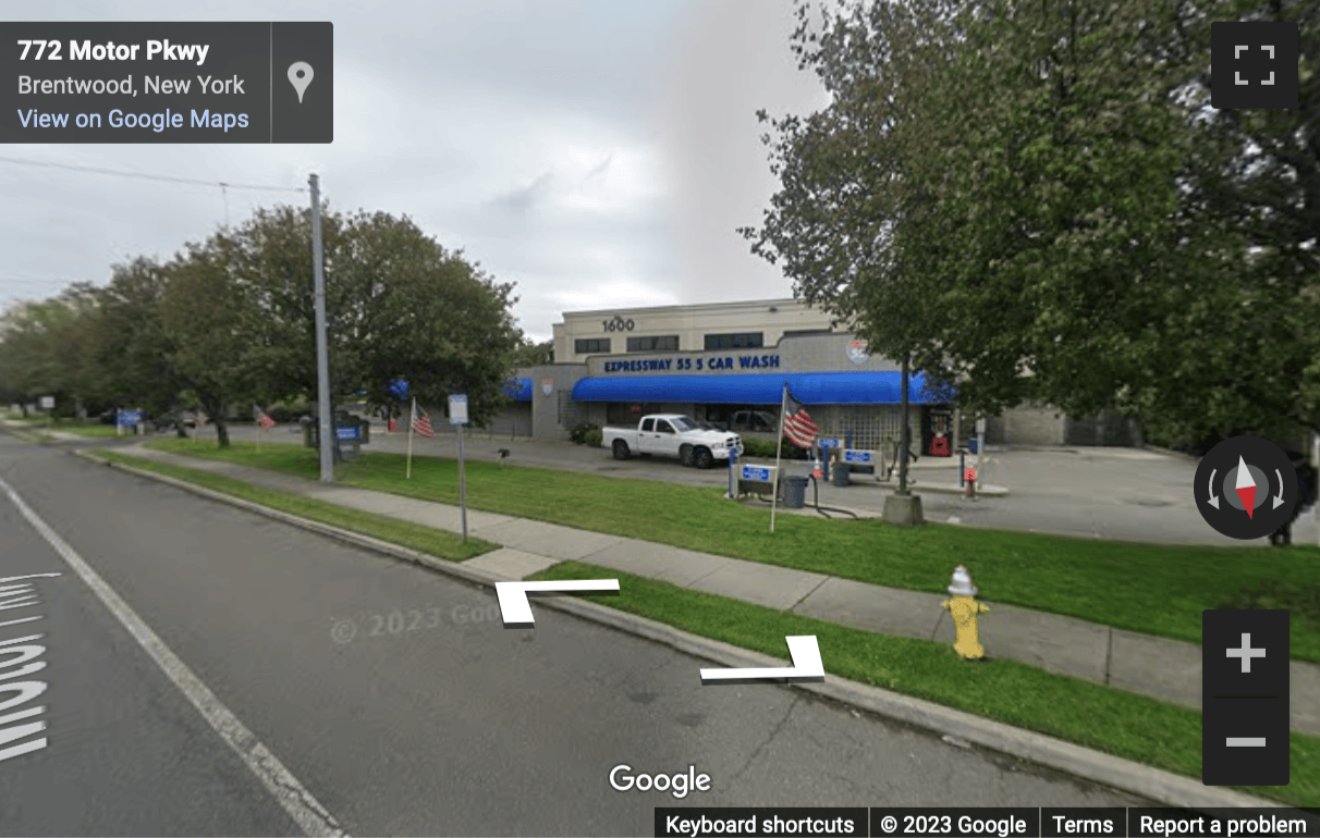 Street View image of 1600 Express Drive South, Hauppauge, New York State, USA