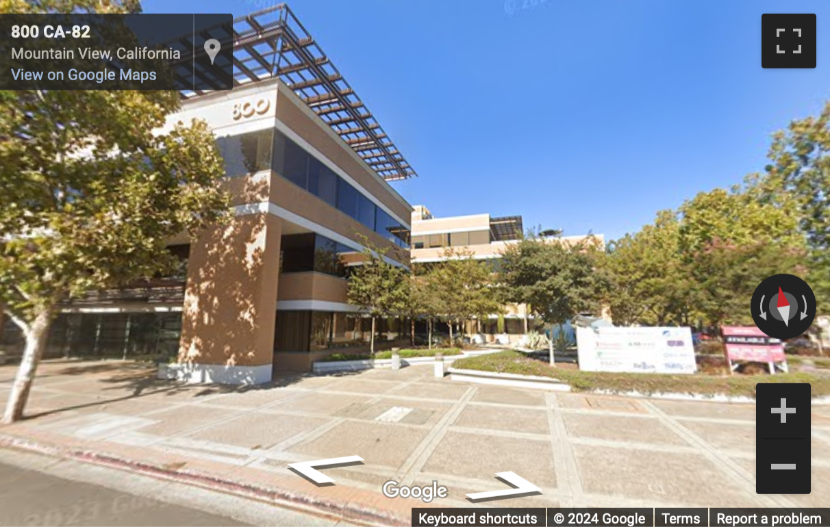 Street View image of 800 West El Camino Real, Downtown Mountain View Center, Mountain View, California, USA