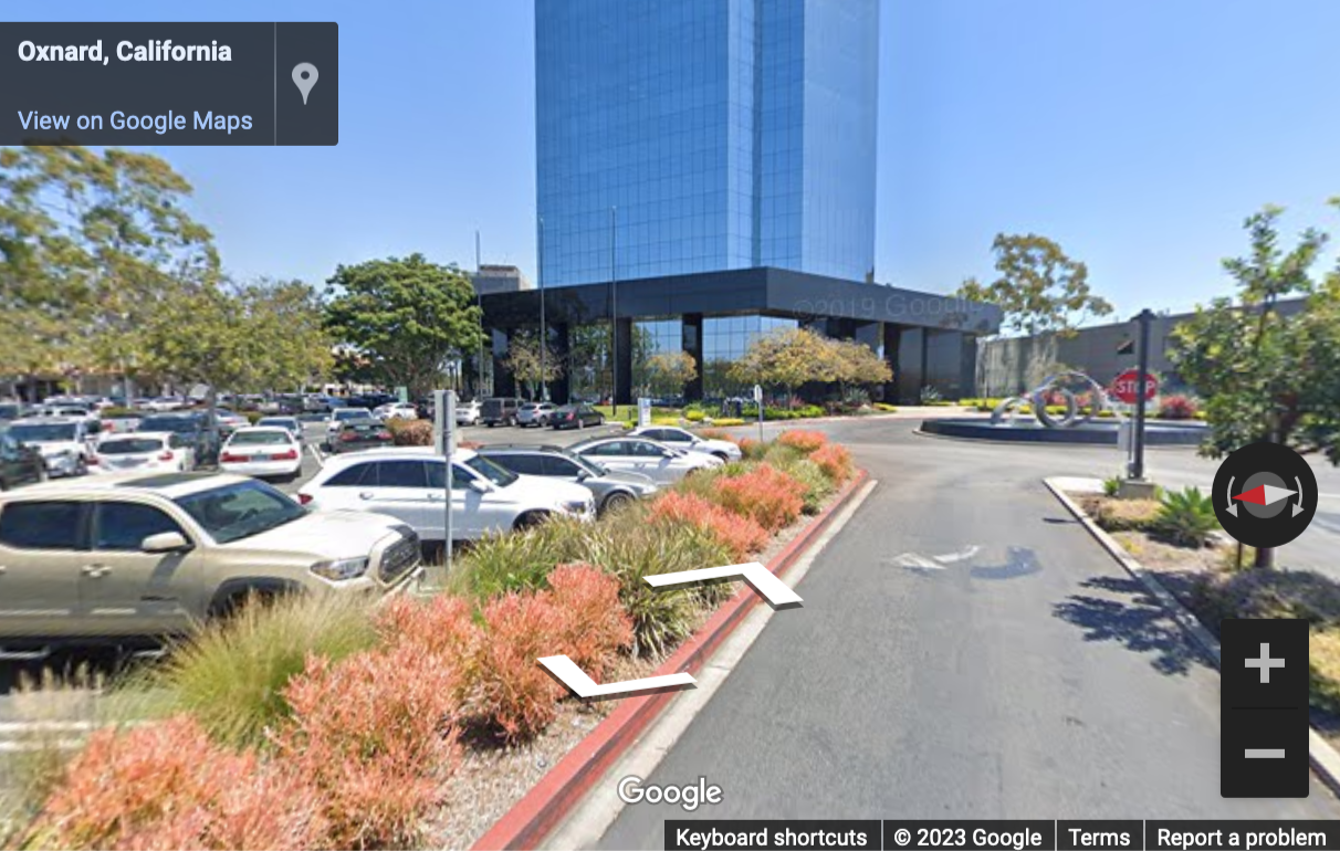 Street View image of 300 East Esplanade Drive, 9th Floor, Oxnard, California, USA