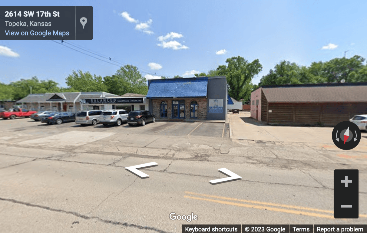 Street View image of 2611 SW 17th St, Topeka, Kansas, USA