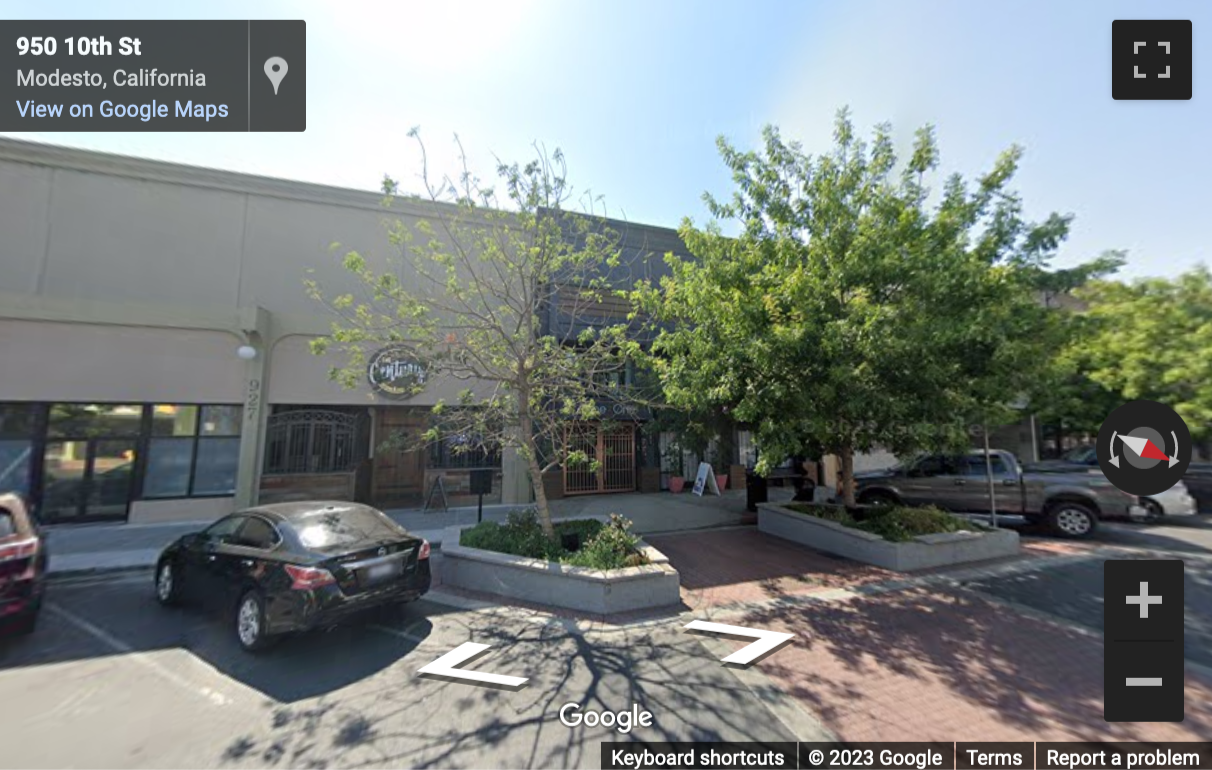 Street View image of 931 10th Street, Modesto, California