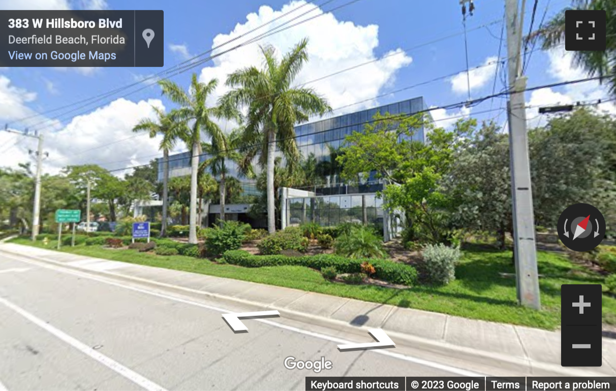 Street View image of 10 Fairway Drive, Deerfield Beach, Florida