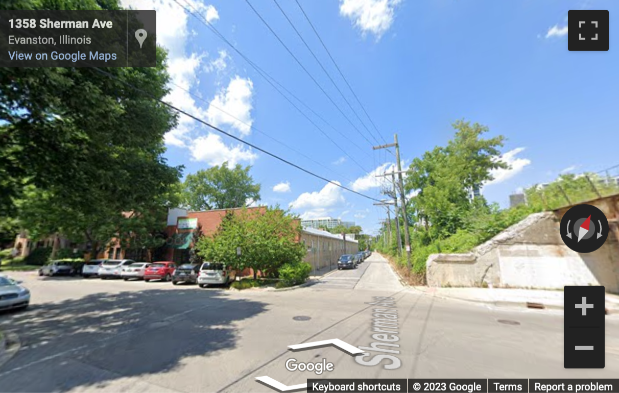 Street View image of 805 Greenwood Street, Evanston, Illinois