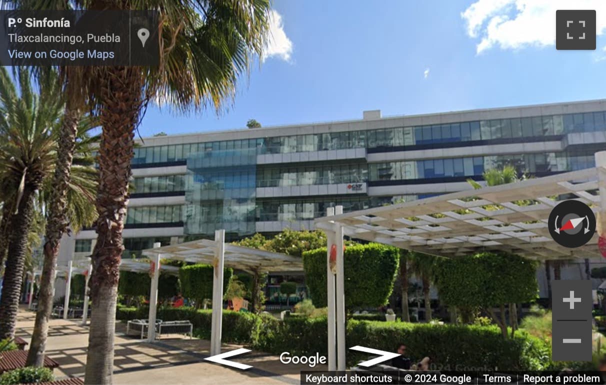 Street View image of Paseo Sinfonía 2, Lomas de Angelópolis, San Bernardino Tlaxcalancingo, Puebla