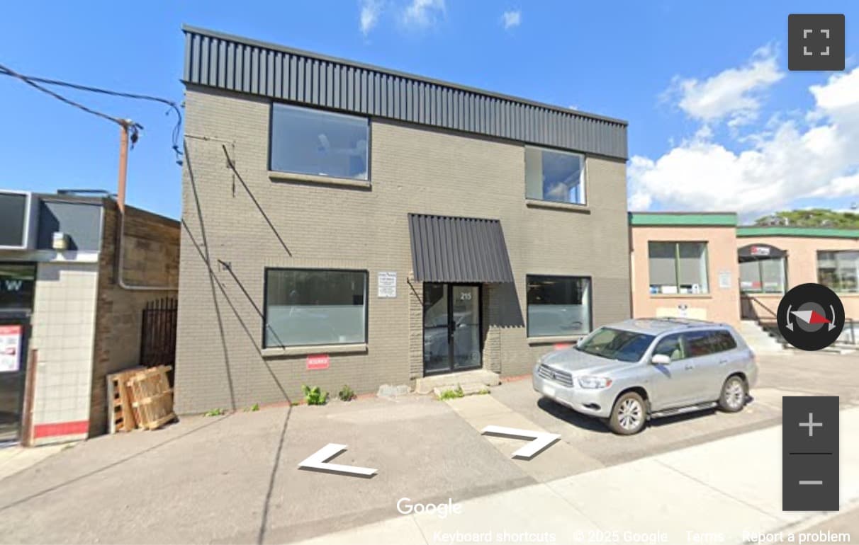Street View image of 215 Niagara Street, Toronto, Ontario