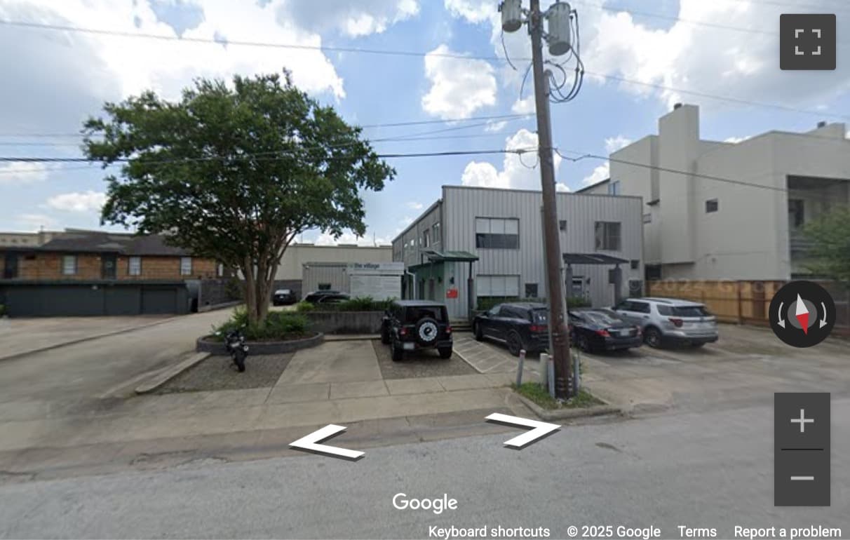 Street View image of 2525 Robinhood Street, Houston, Texas