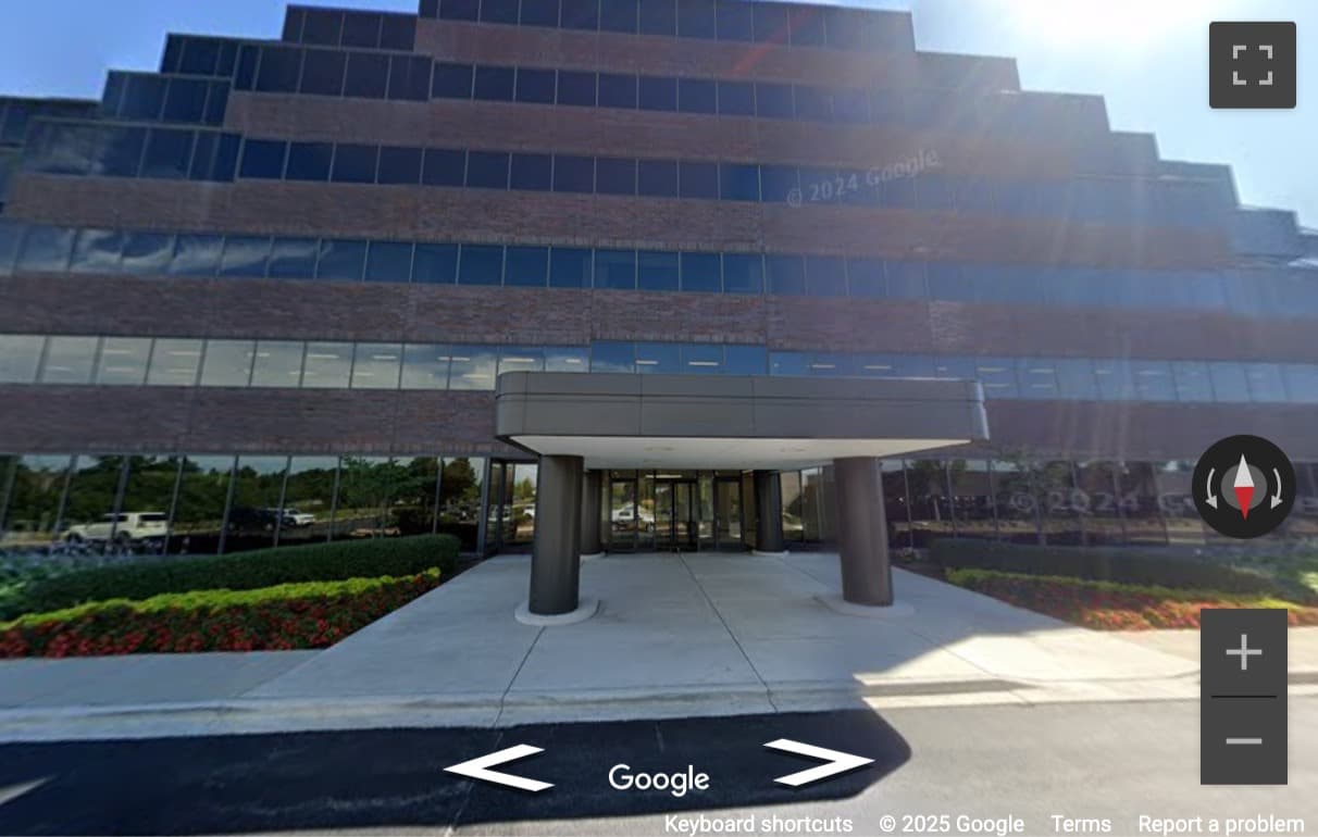 Street View image of 999 Oakmont Plaza Dr, 5th Floor, Chicago, Illinois