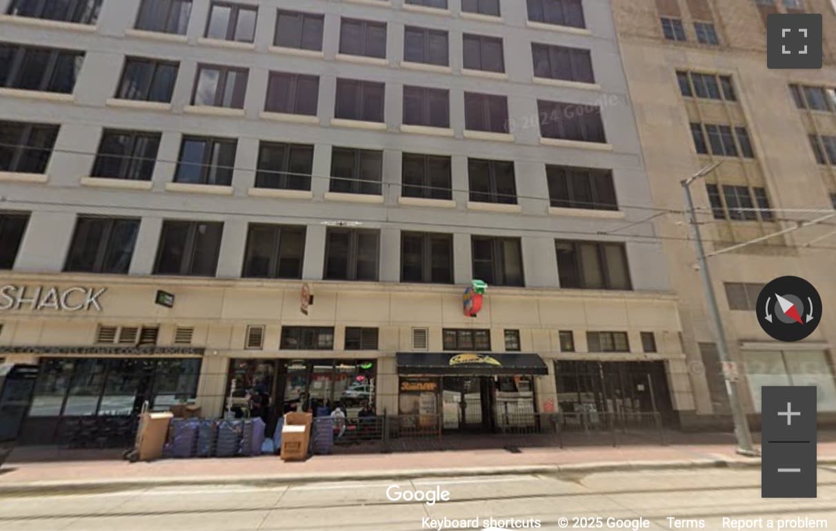 Street View image of 708 Main Street, Houston, Texas