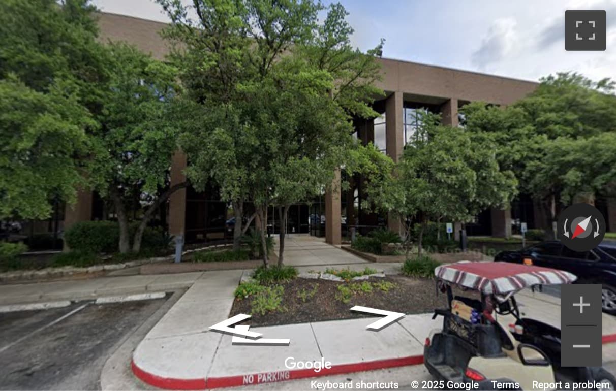 Street View image of 4440 S Piedras Dr, San Antonio, Texas