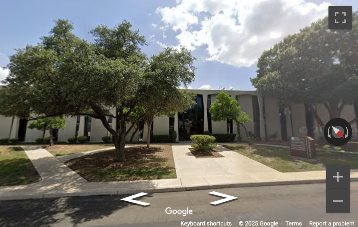 Street View image of 4242 E Piedras Dr, San Antonio, Texas